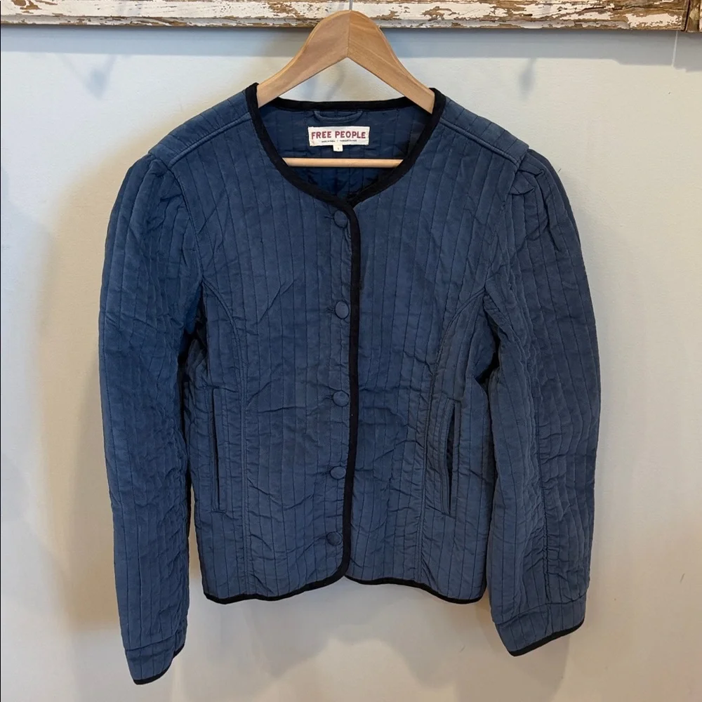 Free People Natalia Velvet Jacket Size‎ Large
